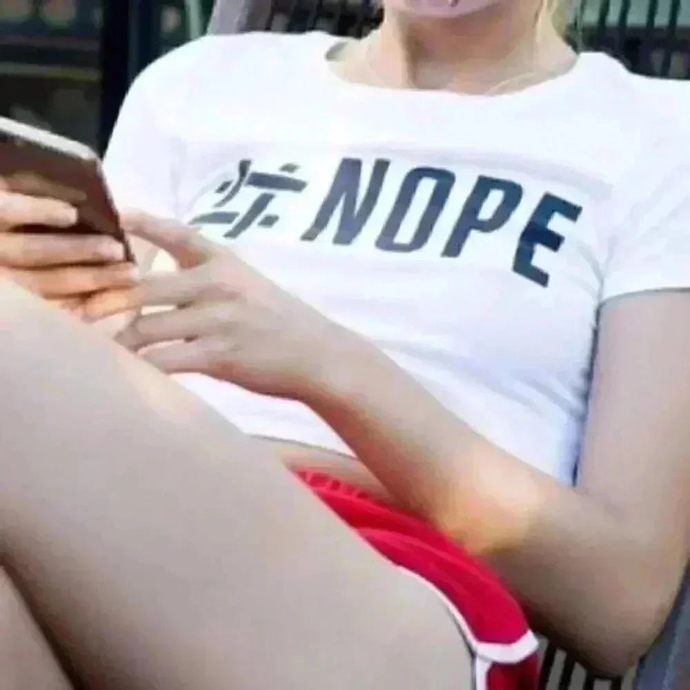 Graphic Crop Top
